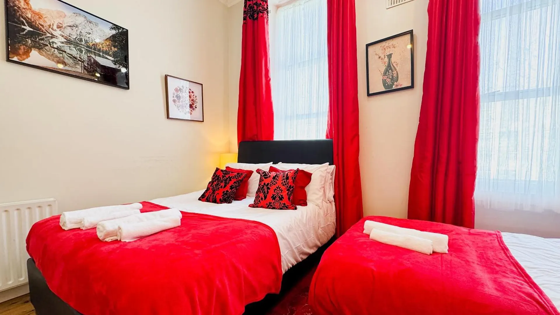 Mile End Road Apartment London By Smart Corporate Stays